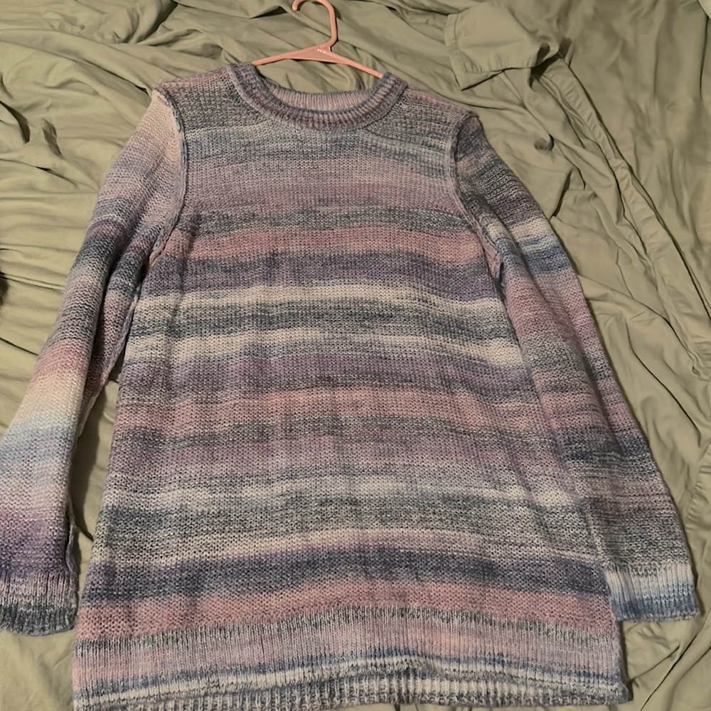GAP sweater